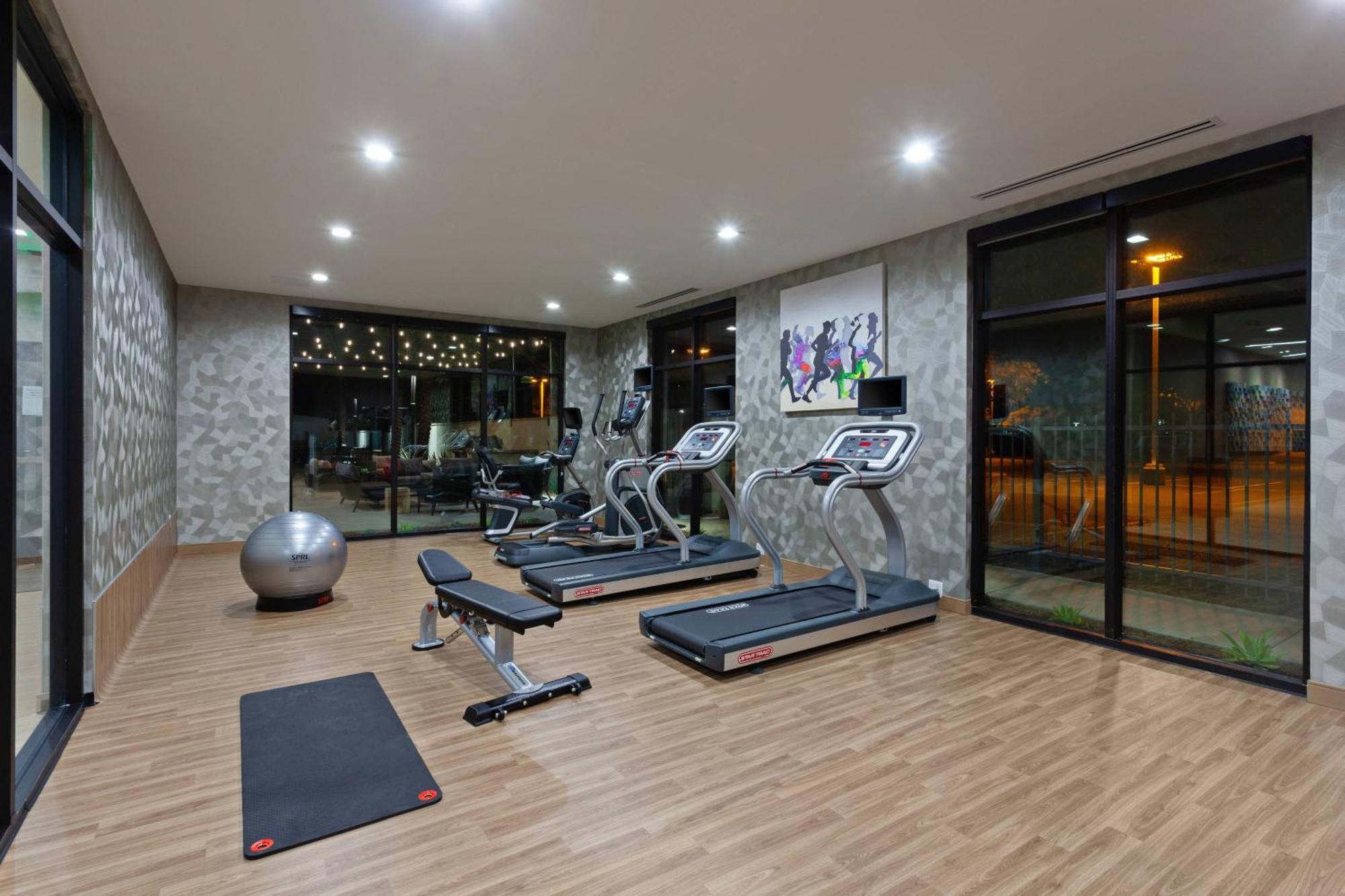 Towneplace Suites By Marriott San Diego Central Εξωτερικό φωτογραφία